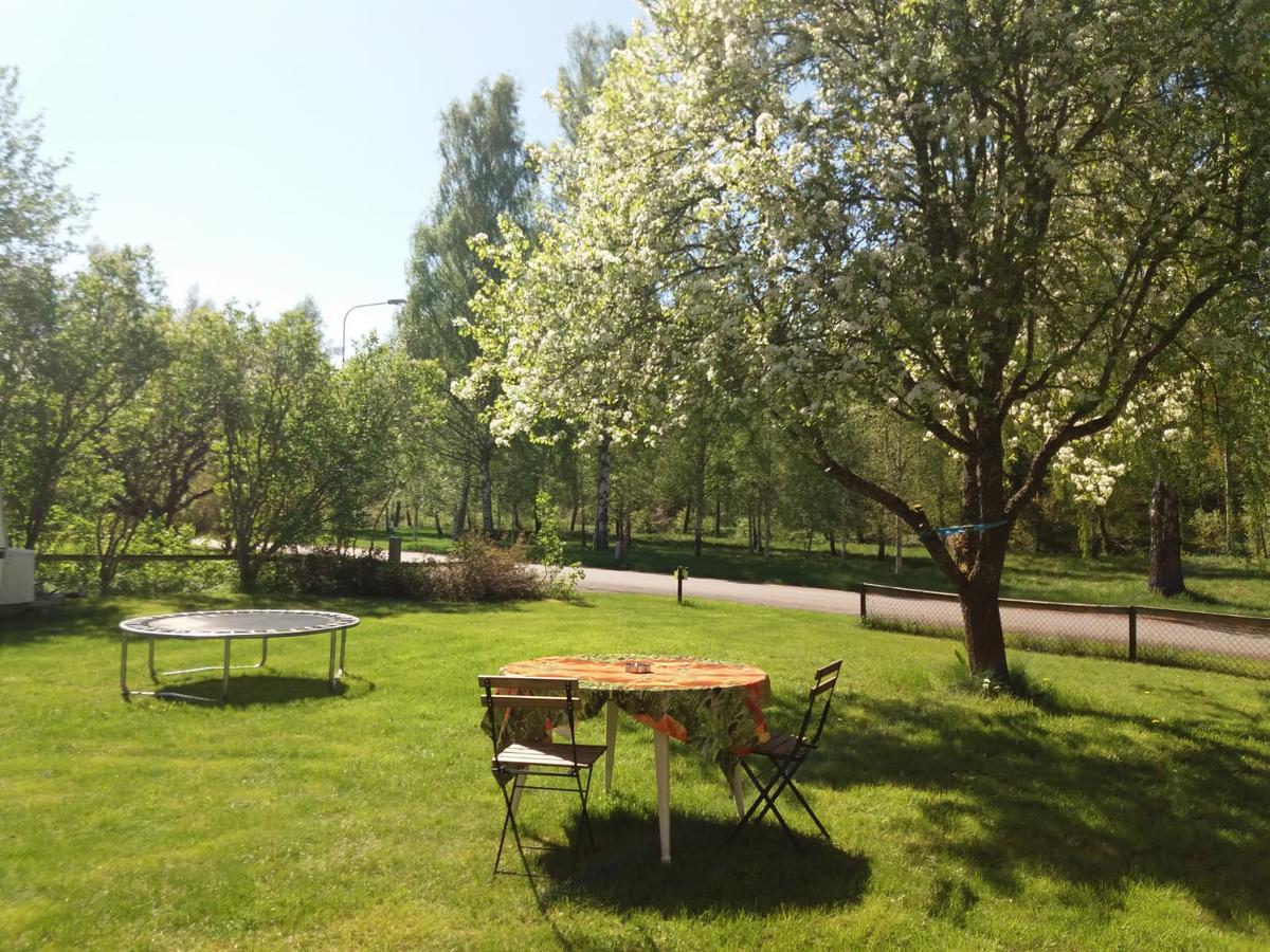 Myb&B & Guesthouse Lonneberga-Silverdalen المظهر الخارجي الصورة